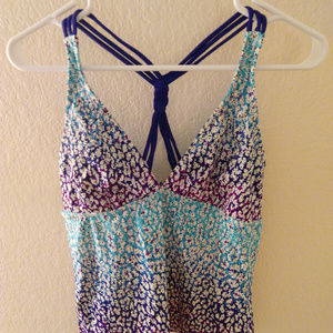 Athleta Tankini Top